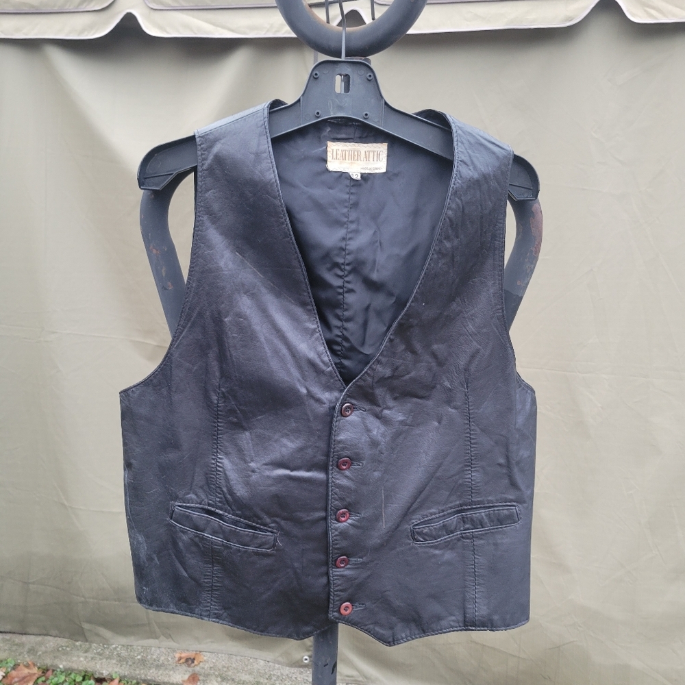 Men's leather biker vest size 42